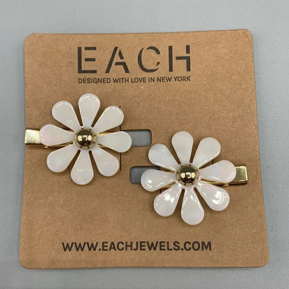 Each Jewels Daisy Flower Barrette Set
